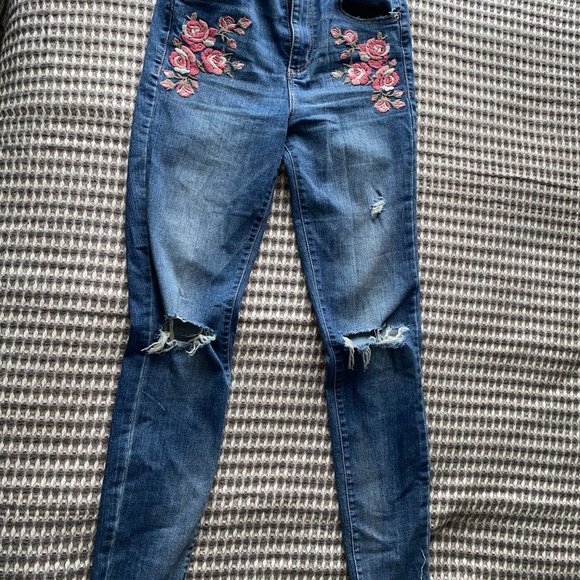 Garage flower Jeans - Picture 3 of 3